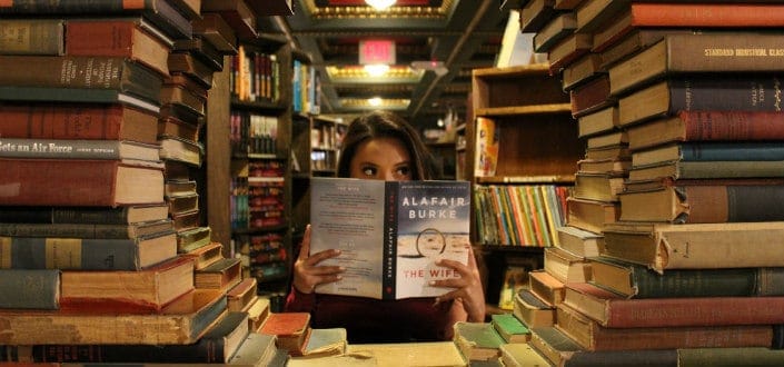 where to meet men - bookstore