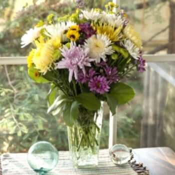Fresh Cut Flower Of The Month Club