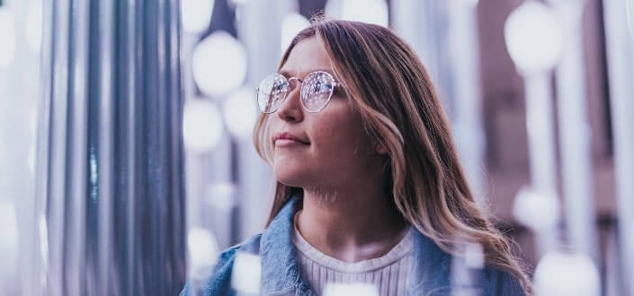 How to Start a Conversation With a Guy - Imagine the Conversation Without Overthinking It Too Much