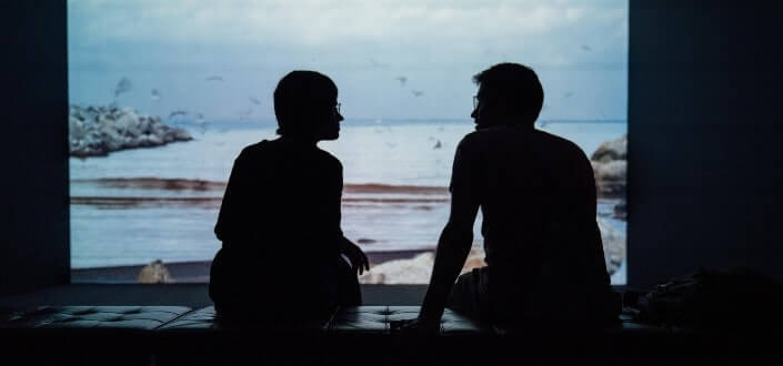 How to Start a Conversation With a Guy - Use Questions to Ask a Guy You Like