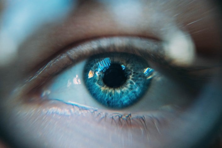 flirty questions to ask a guy - Would you rather be invisible or have x-ray vision_