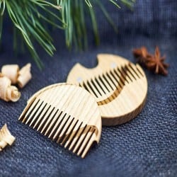 Anniversary Gifts for Boyfriend that can be Birthday Gifts - Engraved Comb (1)