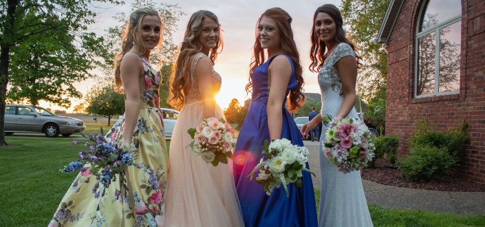 unique bridesmaid gifts - Will you buy the same gift for each bridesmaid_