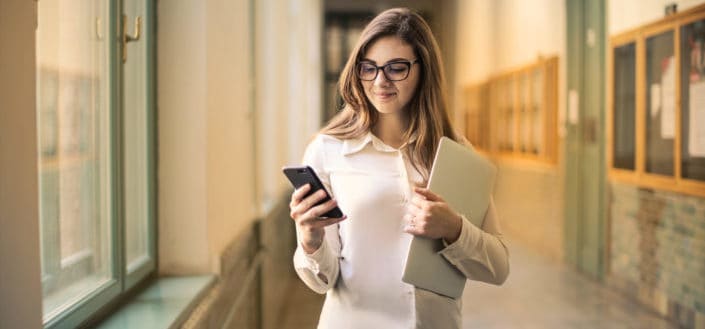 How to Text a Guy - Why Is Knowing How to Text a Guy Important.jpg