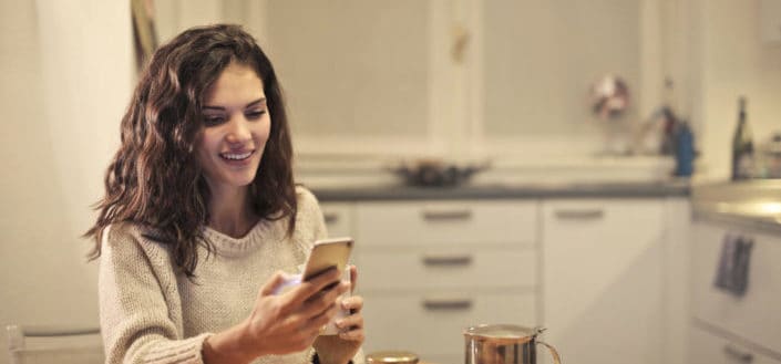 How To Text A Guy - 3 Steps - Know When To Move Along