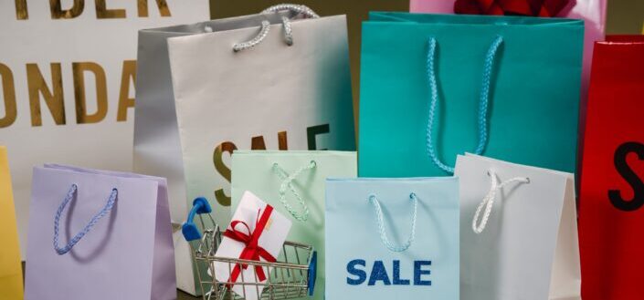 love-paper-bags-with-sale-text-
