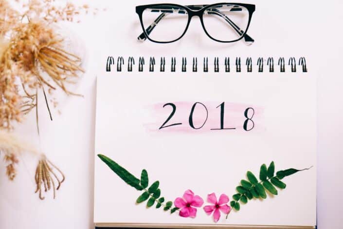 white 2018 spiral calendar