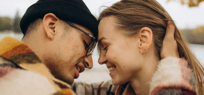 couple-face-to-face-stockpack-pexels